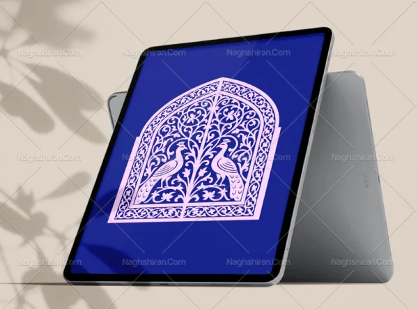 درب فلزی سنتی و طاووس